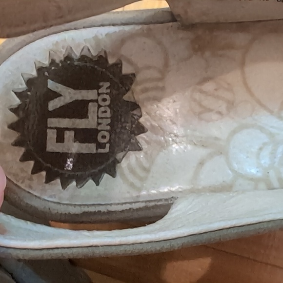 Fly London Yakin leather twist strap wedges size 38 - Picture 8 of 10